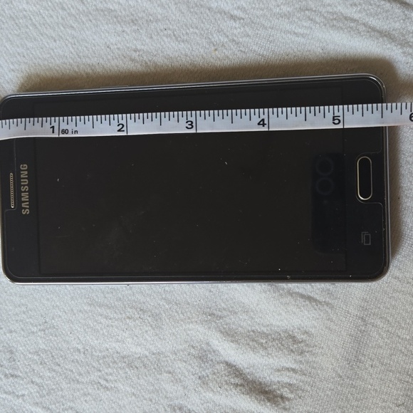Samsung Midnight Black Smartphone - Picture 4 of 4